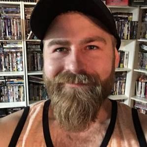 Meet your Posher, Chase